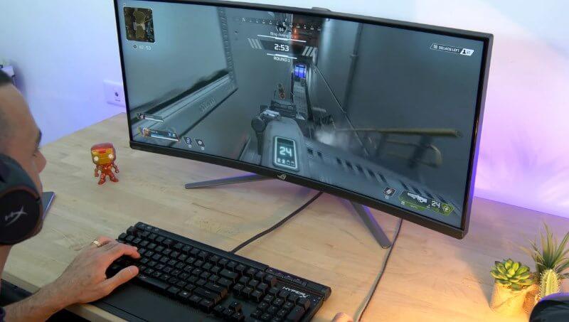 משחק יריות מגוף ראשון FPS