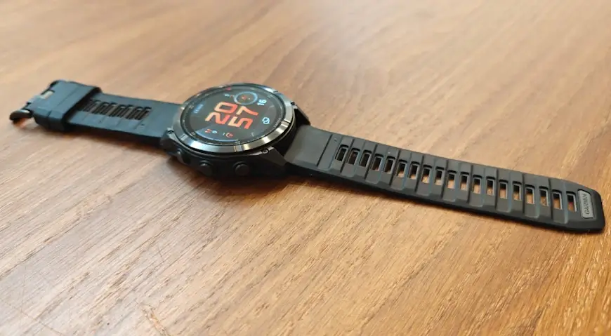 השעון Garmin Fenix 8 Pro AMOLED Sapphire