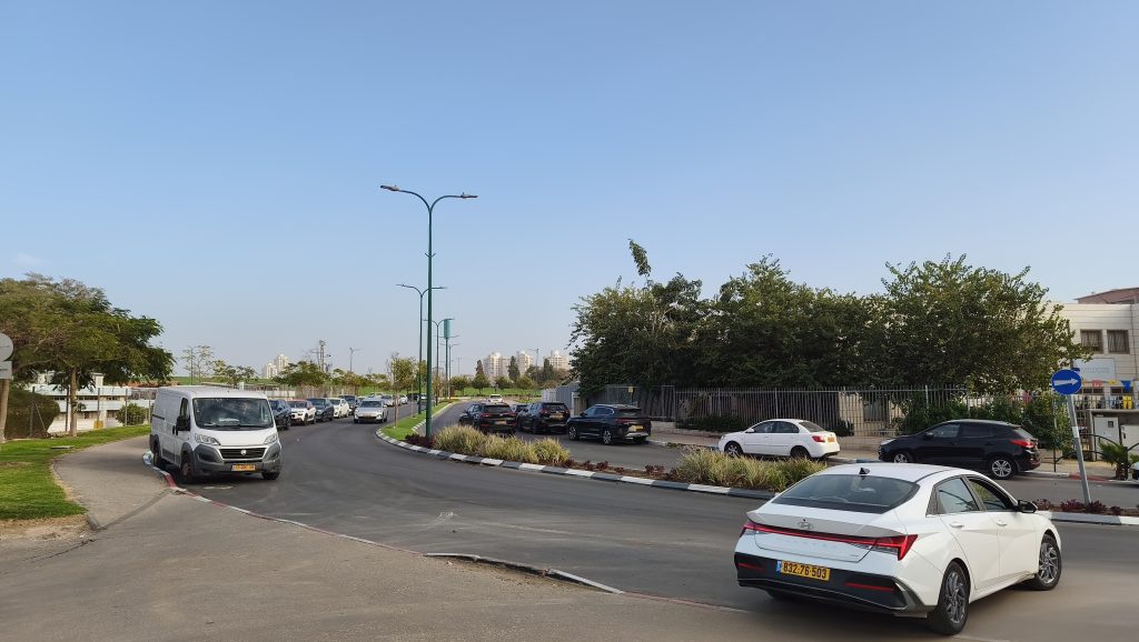 צילום באמצעות העדשה הרחבה של ה- Xiaomi Redmi Note 15 Pro