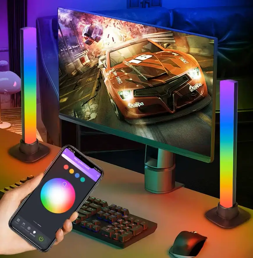 שתי מנורות RGB חכמות לעמדת הגיימינג